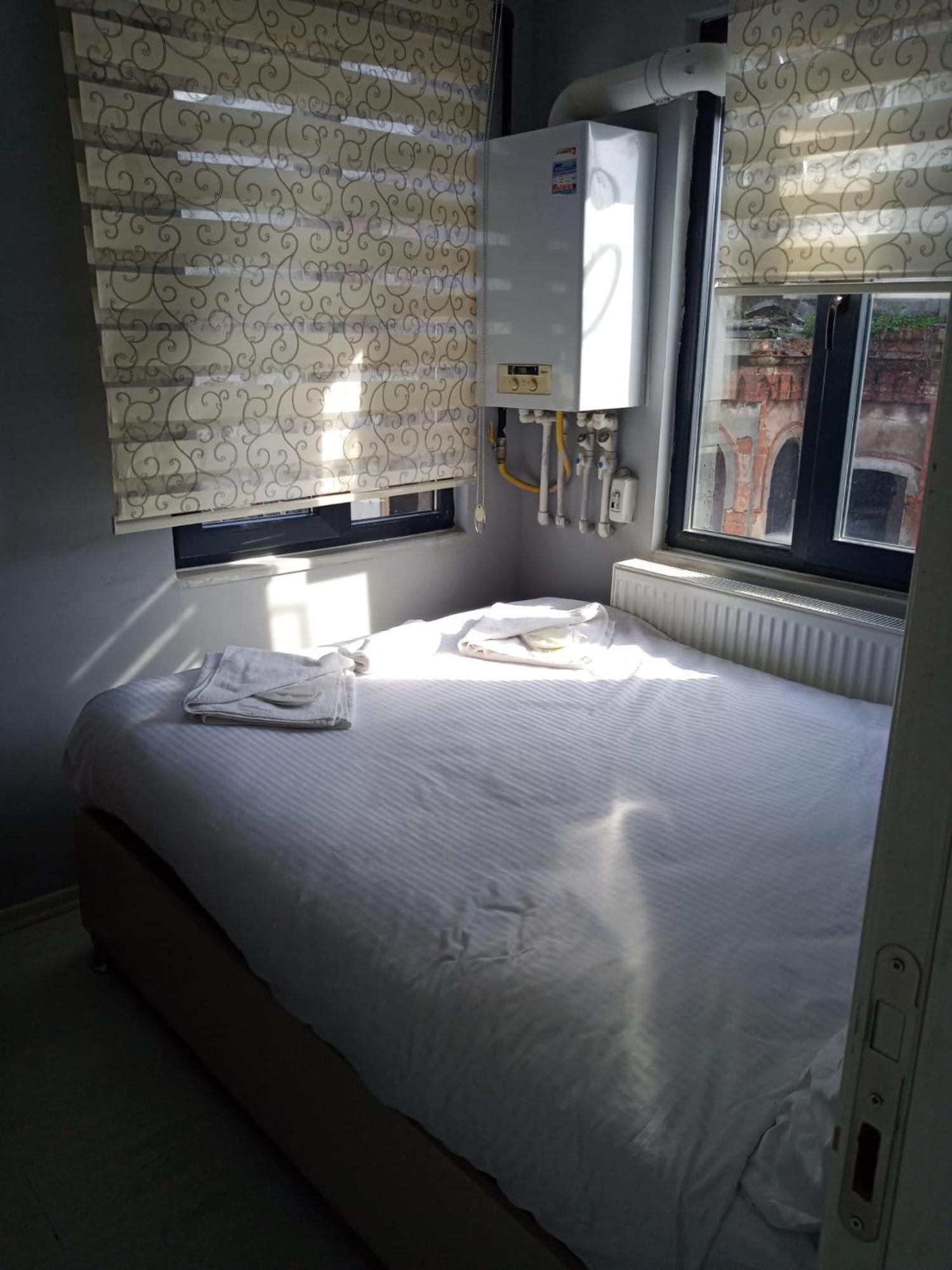 Taksim City Hotel Istanboel Buitenkant foto