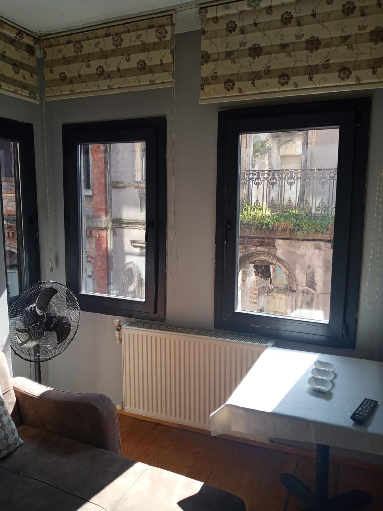 Taksim City Hotel Istanboel Buitenkant foto