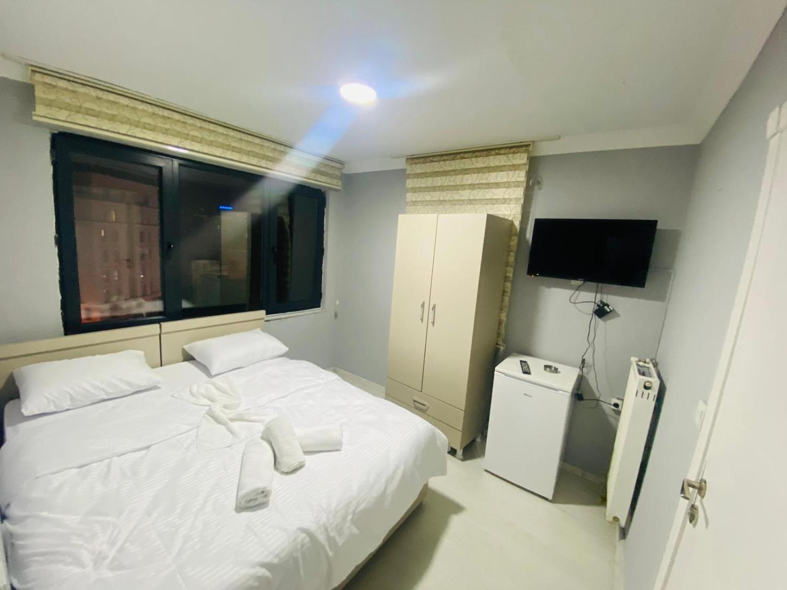 Taksim City Hotel Istanboel Buitenkant foto
