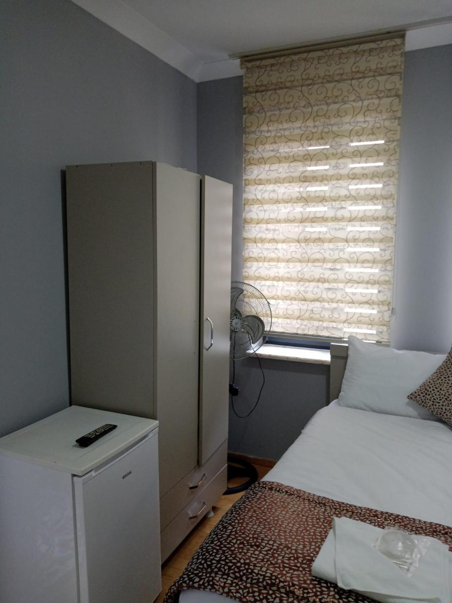 Taksim City Hotel Istanboel Buitenkant foto