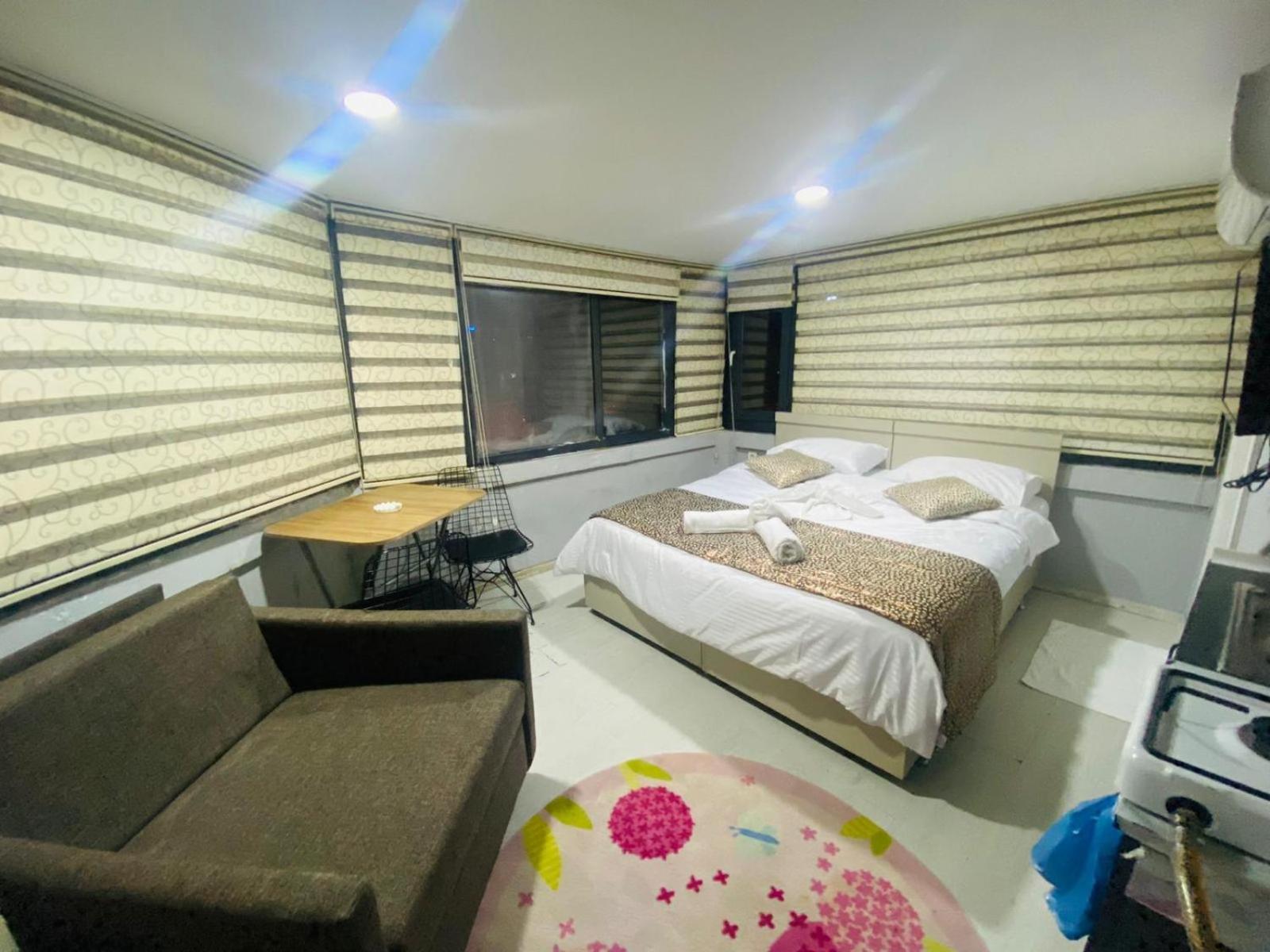 Taksim City Hotel Istanboel Buitenkant foto