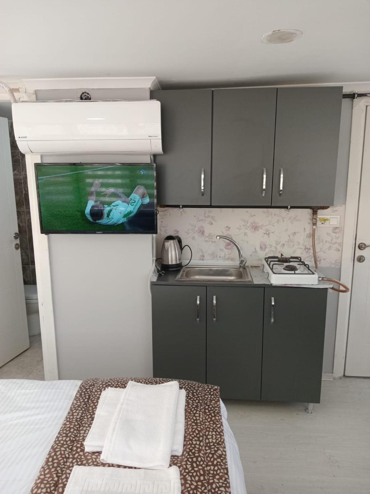 Taksim City Hotel Istanboel Buitenkant foto
