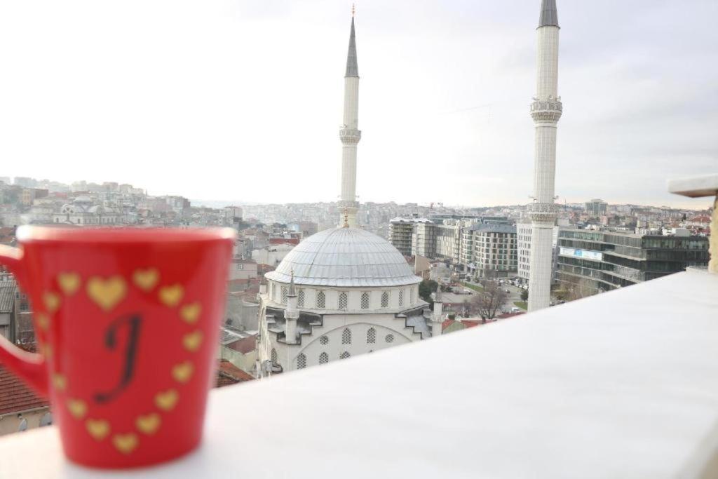 Taksim City Hotel Istanboel Buitenkant foto